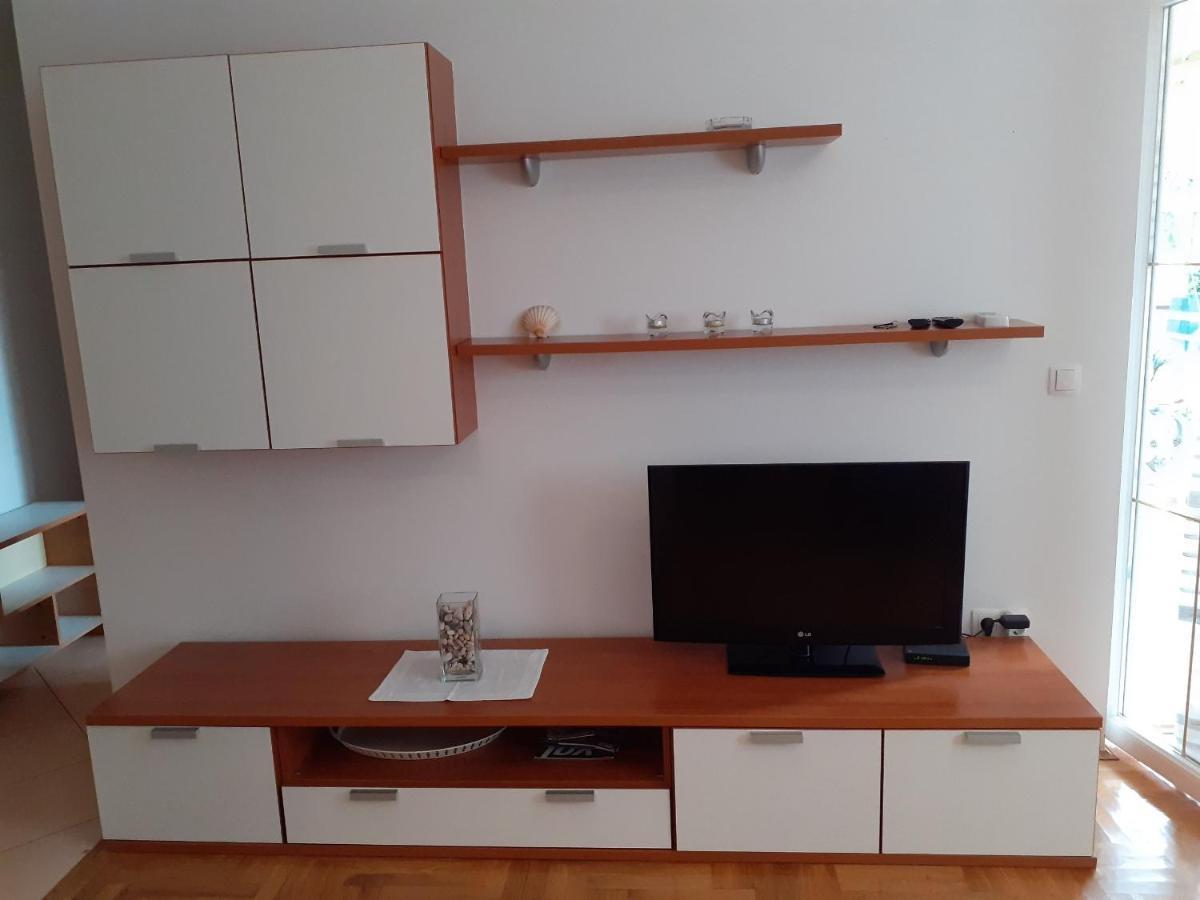 Apartment Conty On The Ground Floor Malinska Luaran gambar