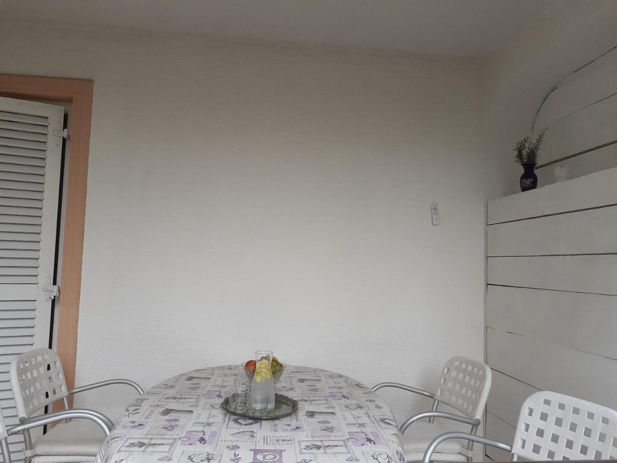 Apartment Conty On The Ground Floor Malinska Luaran gambar