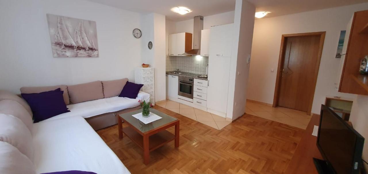 Apartment Conty On The Ground Floor Malinska Luaran gambar