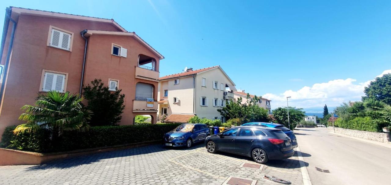 Apartment Conty On The Ground Floor Malinska Luaran gambar